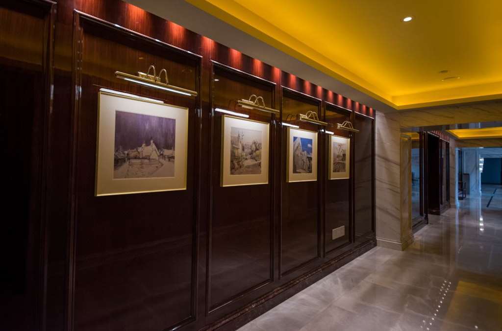 Weihaiwei Hotel A Branch Interior photo